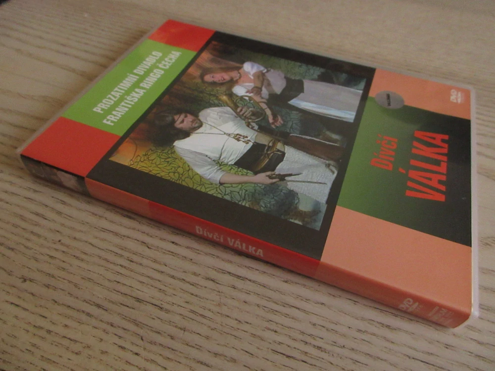 DÍVČÍ VÁLKA, O. NAVRÁTIL, B. ŠTĚPÁNOVÁ, DVD FILM ČR