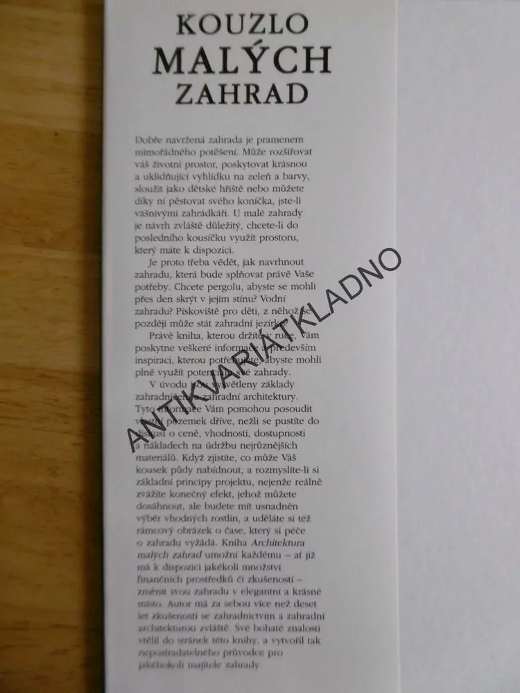 KOUZLO MALÝCH ZAHRAD, ARCHITEKTURA, ZÁKLADNÍ PRVKY, VÝSADBA, COLLINS