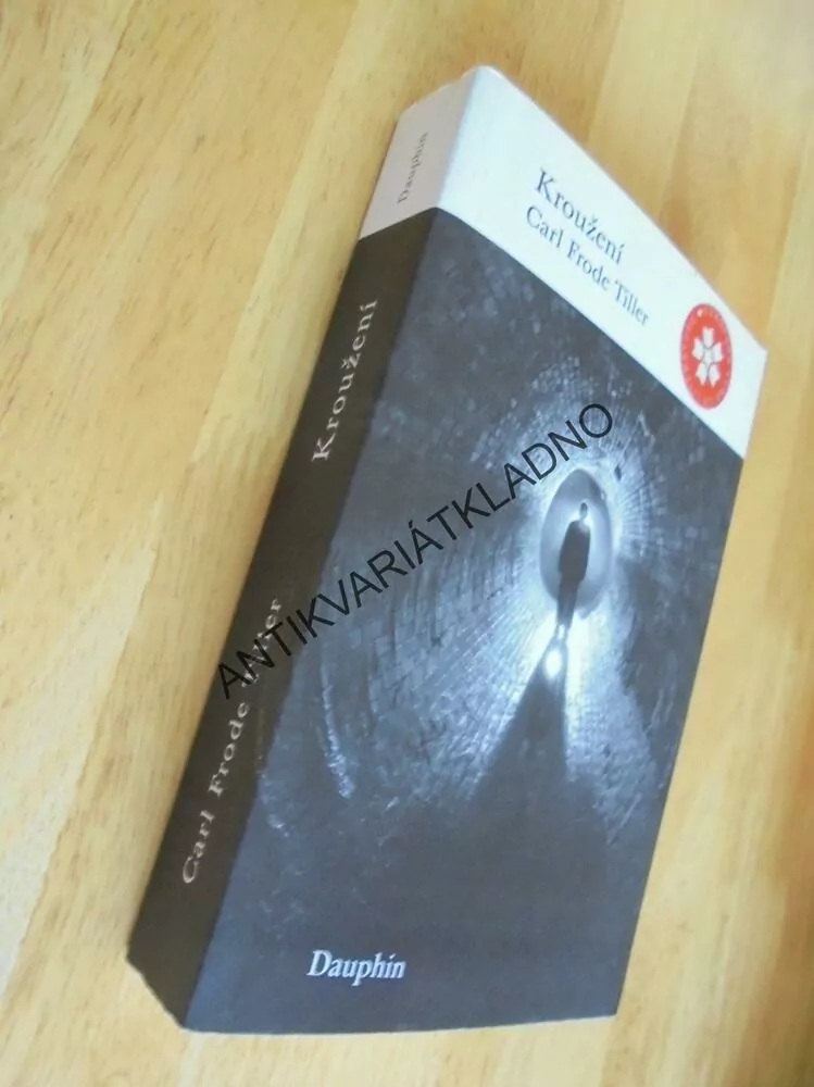 KROUŽENÍ, CARL FRODE TILLER, **an
