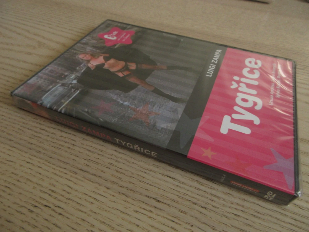 TYGŘICE, U. ANDRESS, L. ANTONELLI, DVD FILM