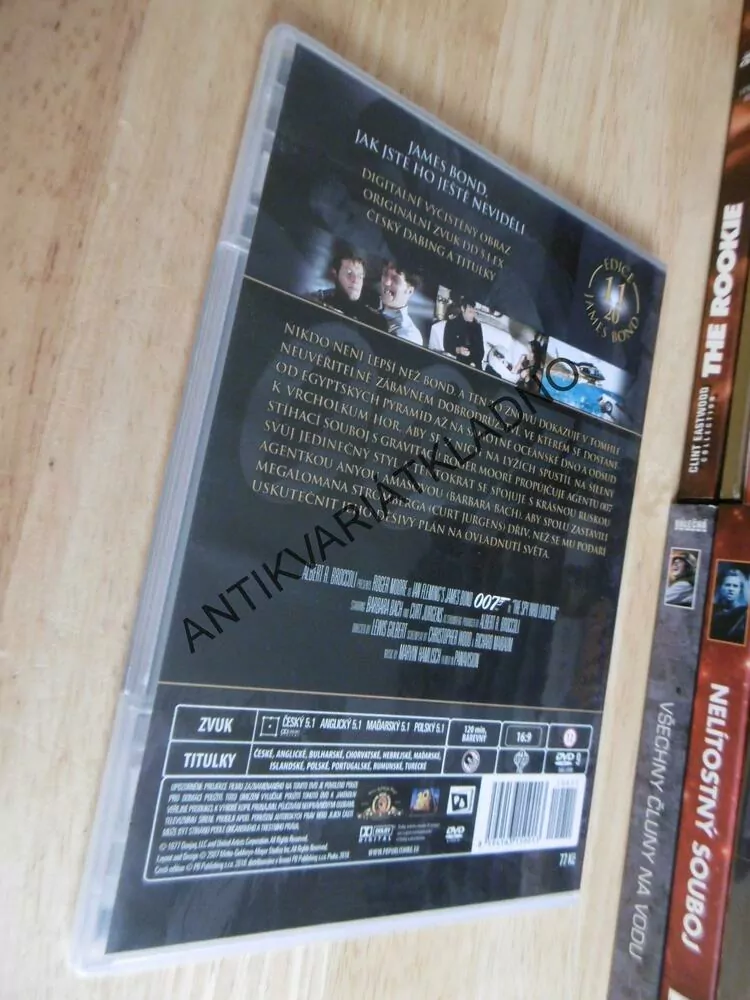JAMES BOND 007- AGENT, KTERÝ MNE MILOVAL, DVD FILM