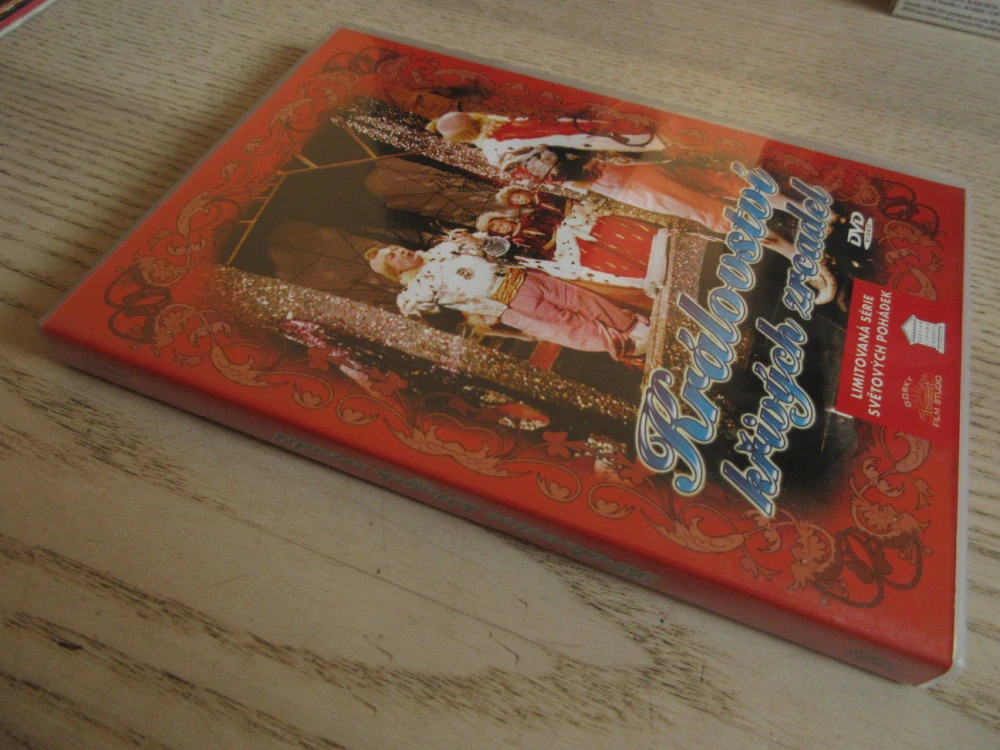 KRÁLOVSTVÍ KŘIVÝCH ZRCADEL, DVD FILM