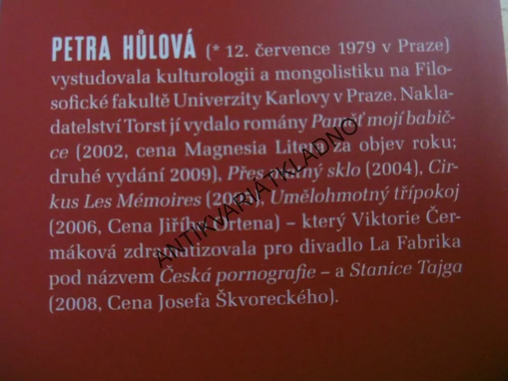 STRÁŽCI OBČANSKÉHO DOBRA, PETRA HŮLOVÁ,