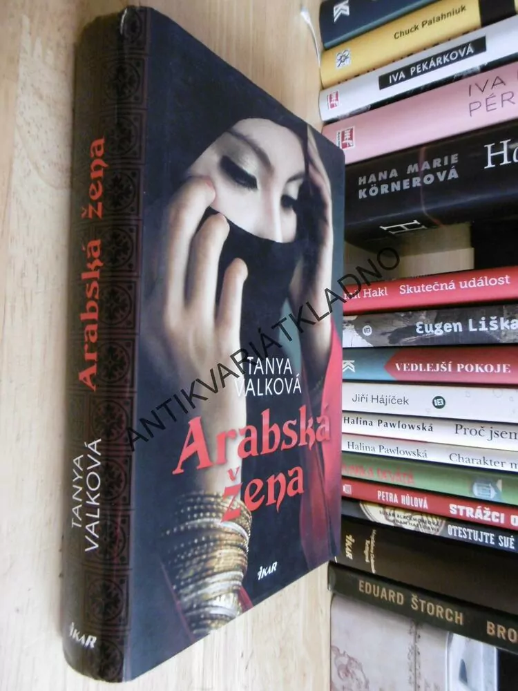 ARABSKÁ ŽENA, TANYA VALKOVÁ, **an