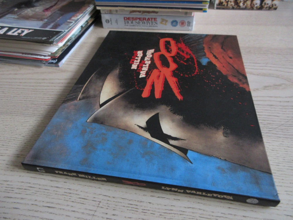 300: BITVA U THERMOPYL, FRANK MILLER, LYNN VARLEYOVÁ, **an