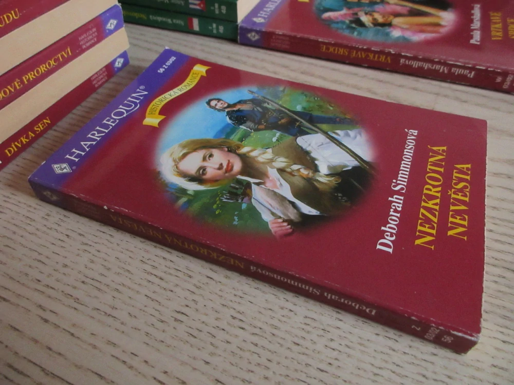 NEZKROTNÁ NEVĚSTA, DEBORAH SIMMONSOVÁ, **an
