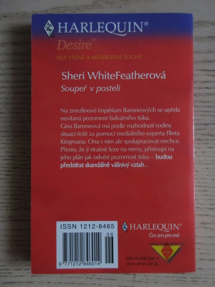 SOUPEŘ V POSTELI, SHERI WHITEFEATHEROVÁ, **an