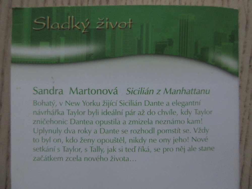 SICILIÁN Z MANHATTANU, SANDRA MARTONOVÁ, **an
