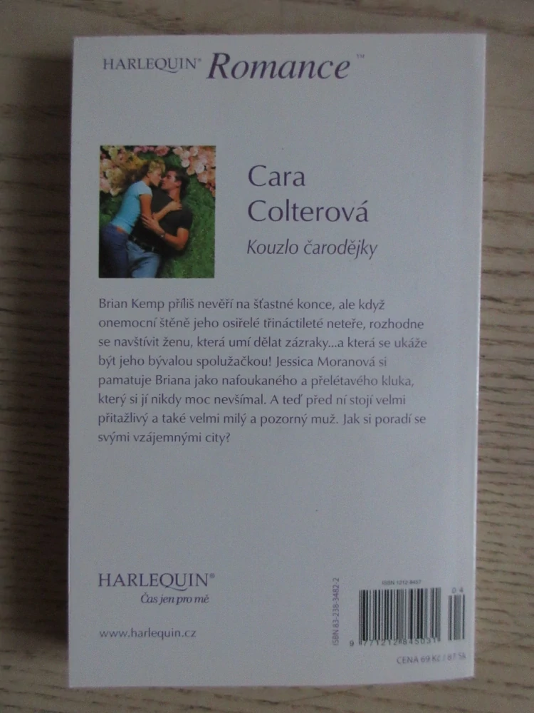 KOUZLO ČARODĚJKY, CARA COLTEROVÁ, **an