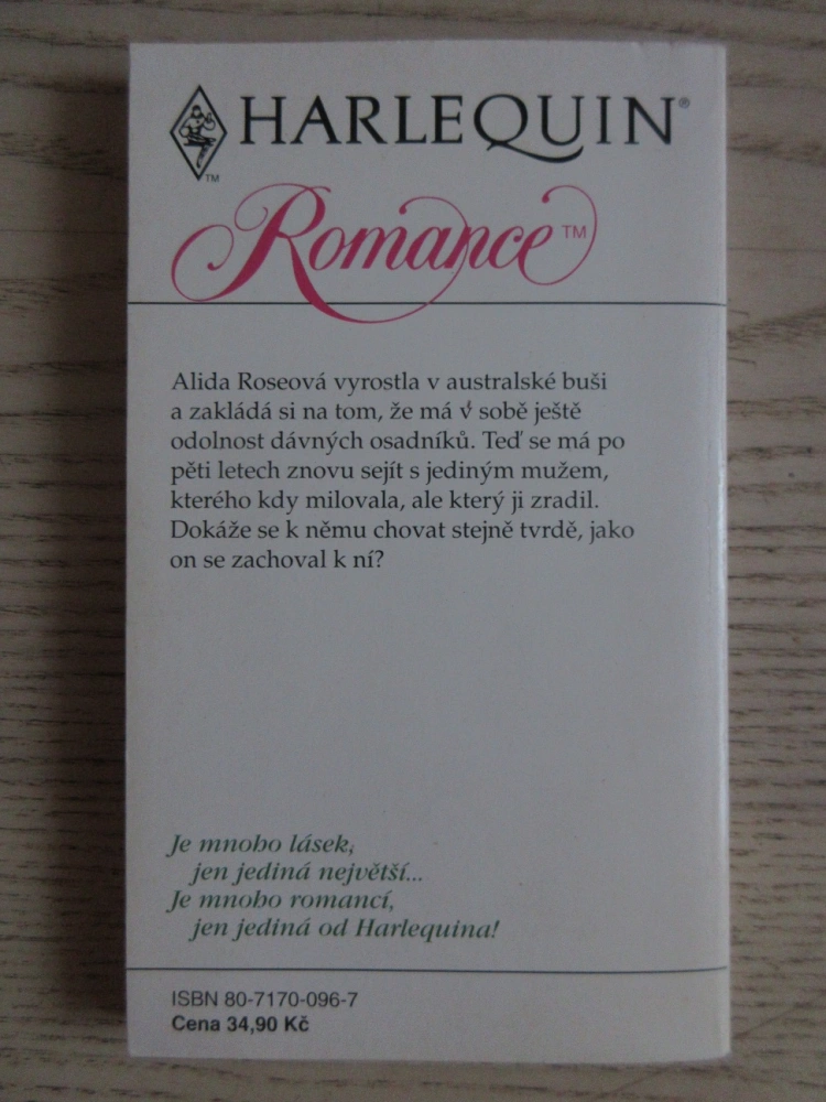 VYPRAHLÁ SRDCE, EMMA DARCYOVÁ, **an