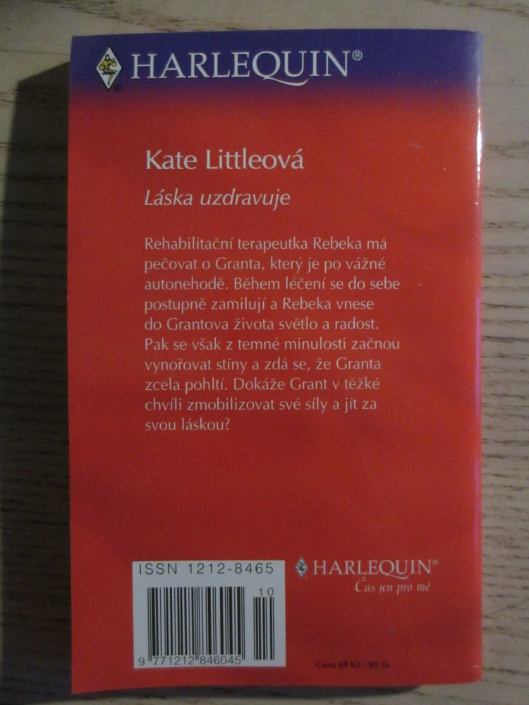 LÁSKA UZDRAVUJE, KATE LITTLEOVÁ, **an