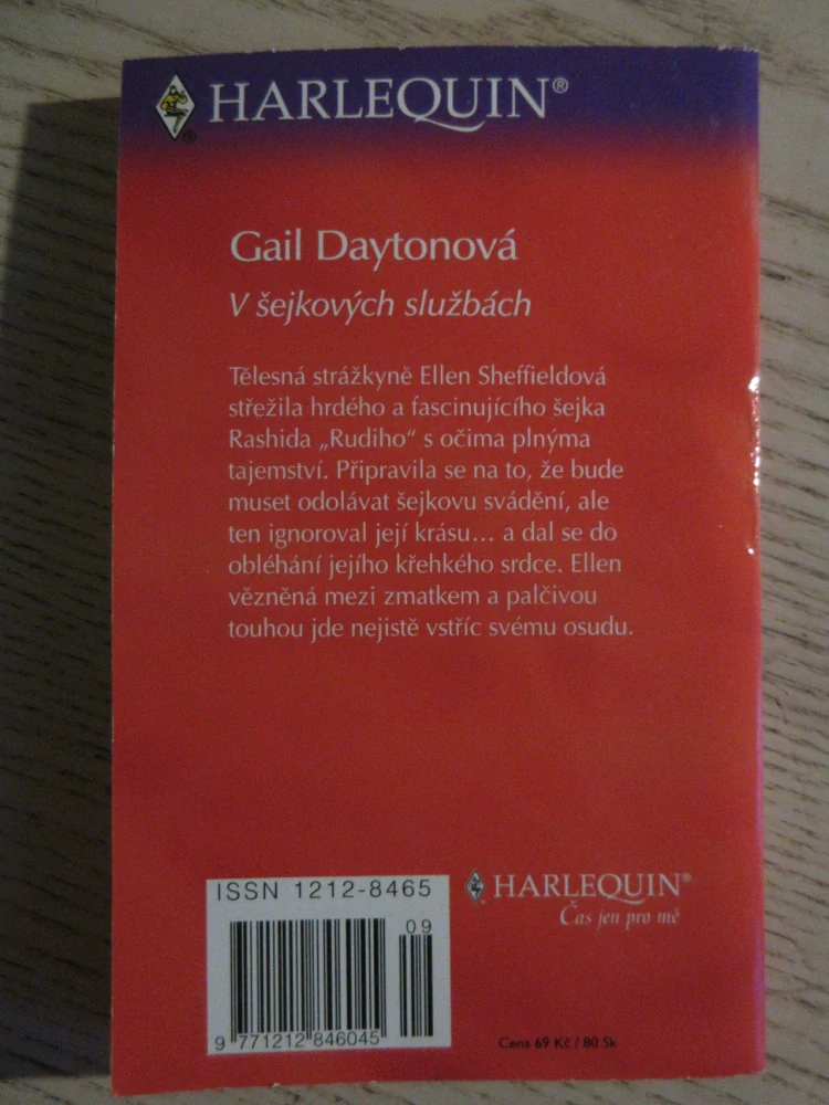 V ŠEJKOVÝCH SLUŽBÁCH, GAIL DAYTONOVÁ, **an