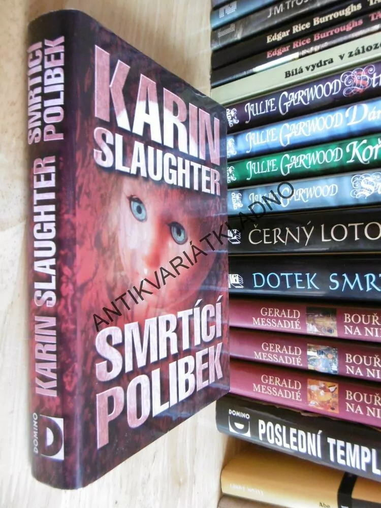 SMRTÍCÍ POLIBEK, KARIN SLAUGHTER, **an