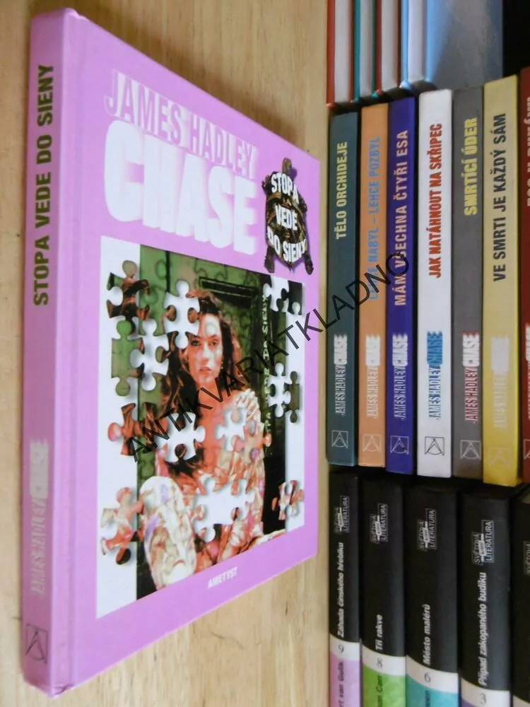 STOPA VEDE DO SIENY, JAMES HADLEY CHASE, **an