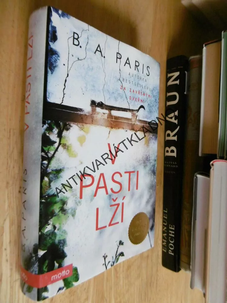 V PASTI LŽÍ, B.A.PARIS, 