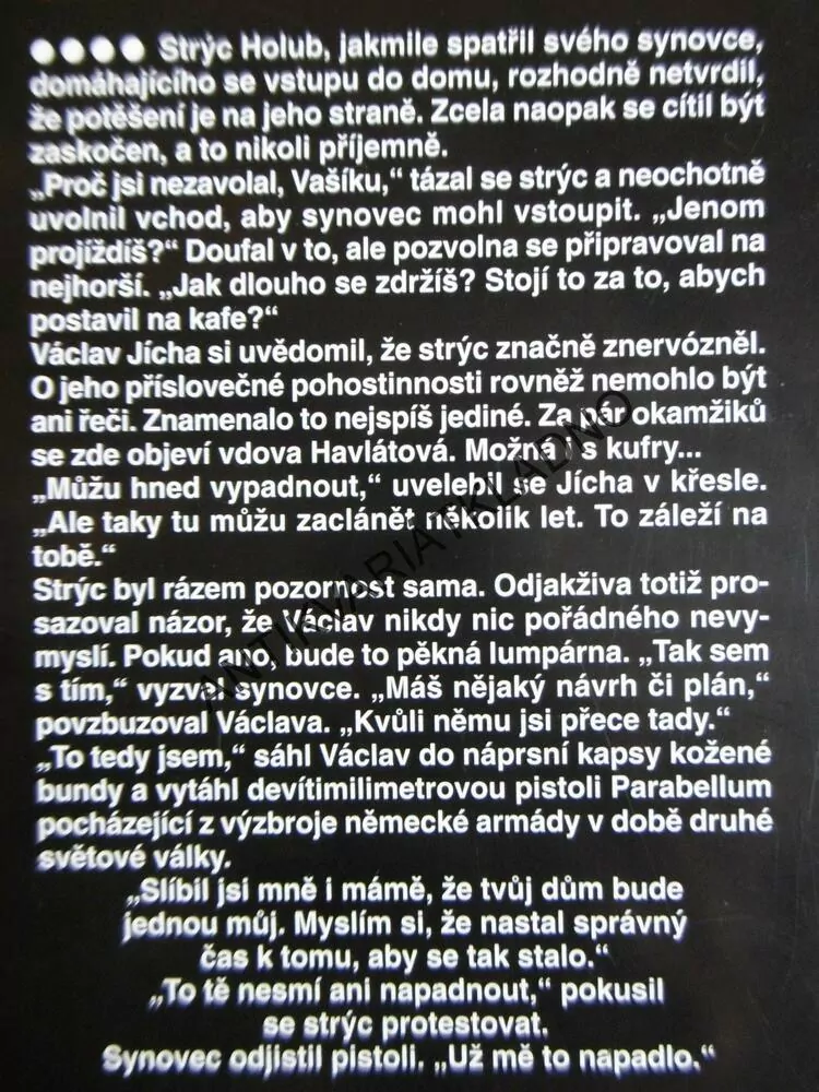 SMLOUVA ZPEČETĚNÁ KRVÍ A DALŠÍ KRIMINÁLNÍ PŘÍBĚHY, **an