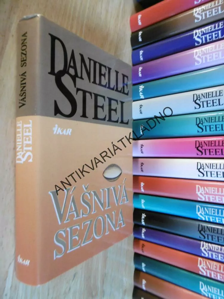VÁŠNIVÁ SEZONA, DANIELLE STEEL, **an