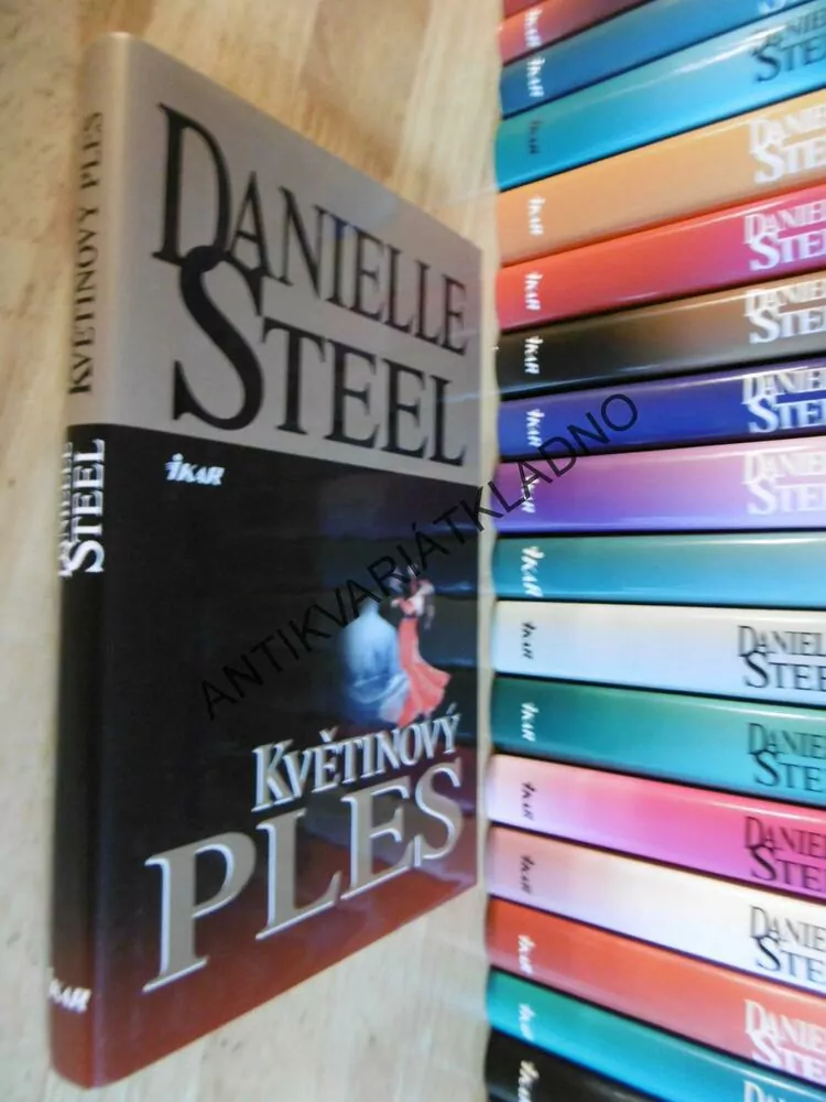 KVĚTINOVÝ PLES, DANIELLE STEEL, **an