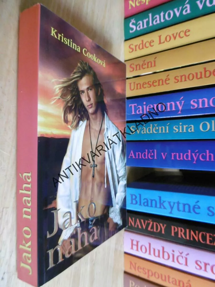 JAKO NAHÁ, KRISTINA COOKOVÁ, **an