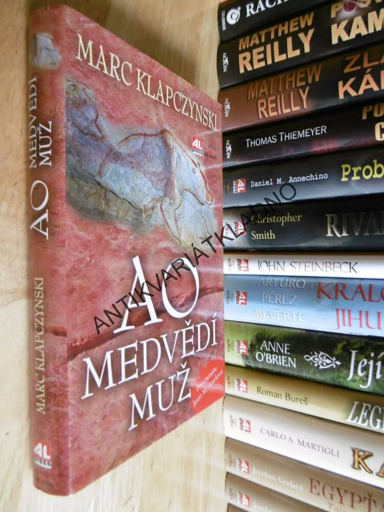 AO MEDVĚDÍ MUŽ, MARC KLAPCZYNSKI, **an