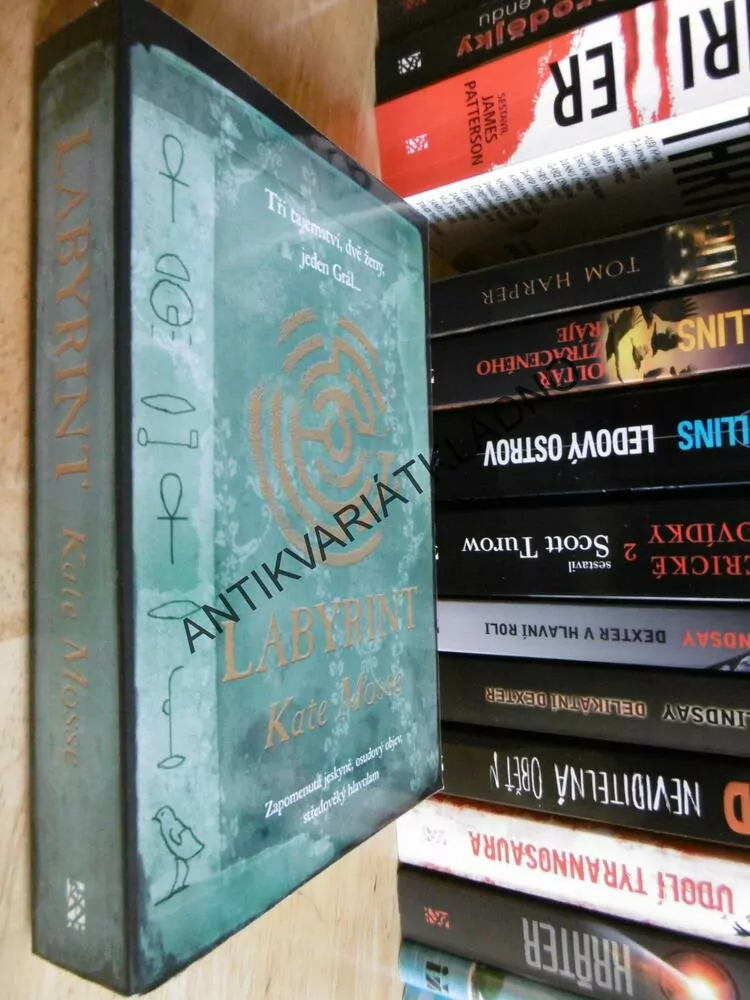 LABYRINT, KATE MOSSE,  **an