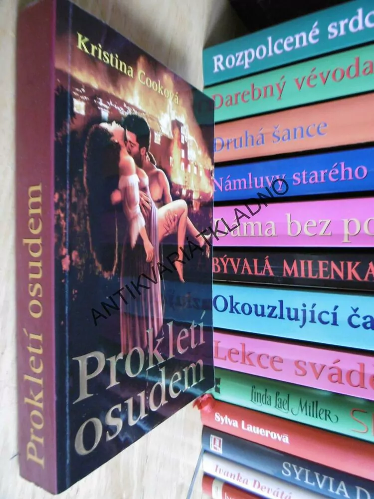 PROKLETÍ OSUDEM, KRISTINA COOKOVÁ