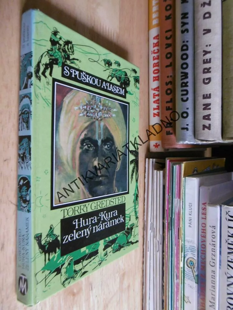 HURA-KURA ZELENÝ NÁRAMEK, TORRY GREDSTED, S PUŠKOU A LASEM
