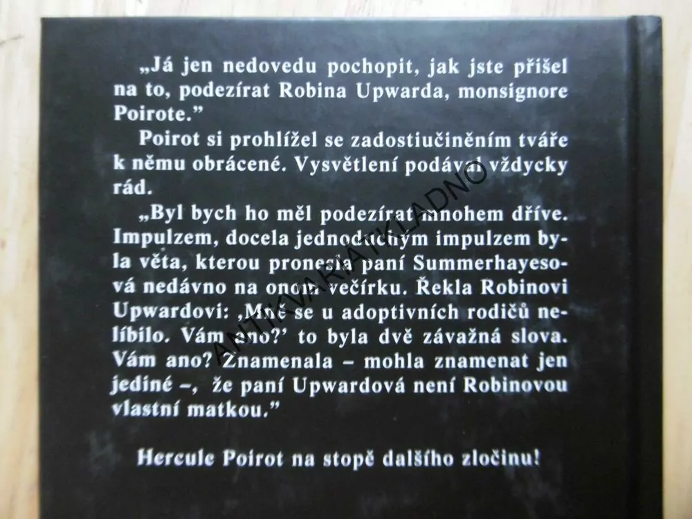 SMRT STARÉ POSLUHOVAČKY, AGATHA CHRISTIE, **an