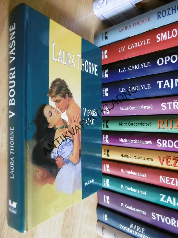 V BOUŘI VÁŠNĚ, LAURA THORNE, **an