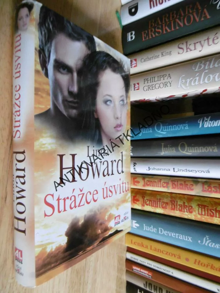 STRÁŽCE ÚSVITU, LINDA HOWARD, **an