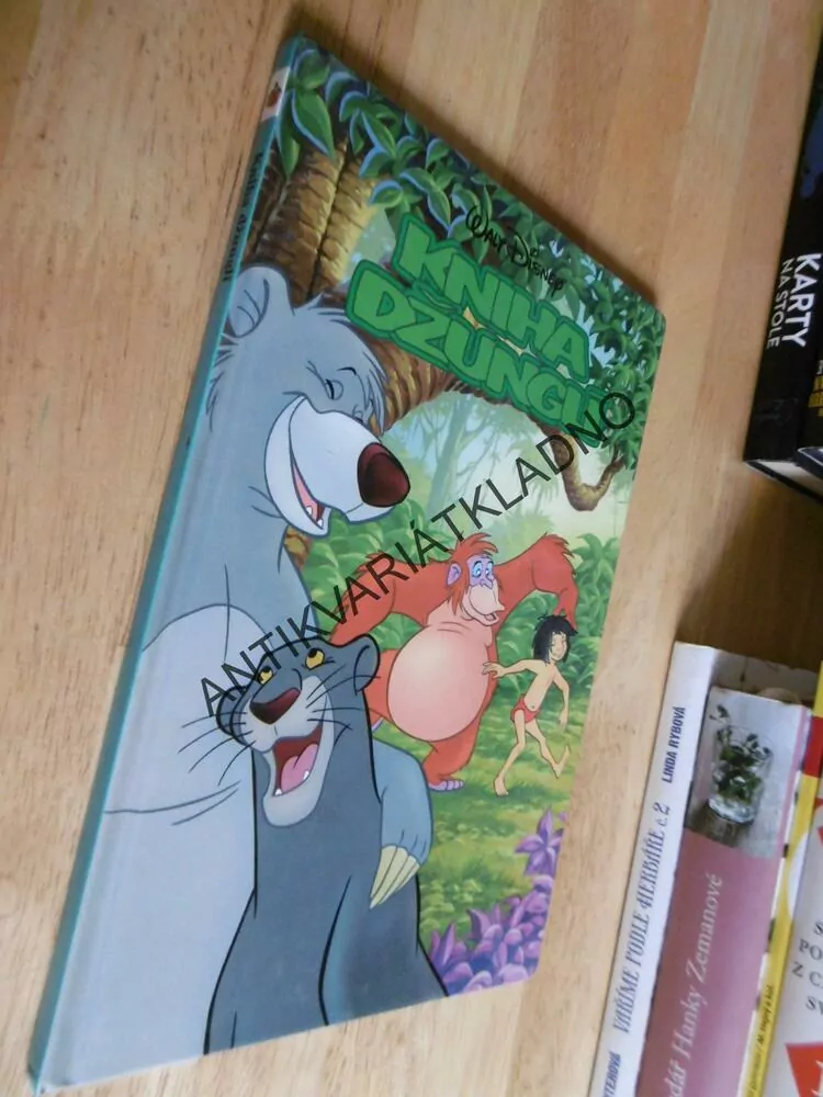 KNIHA DŽUNGLÍ, WALT DISNEY, **an