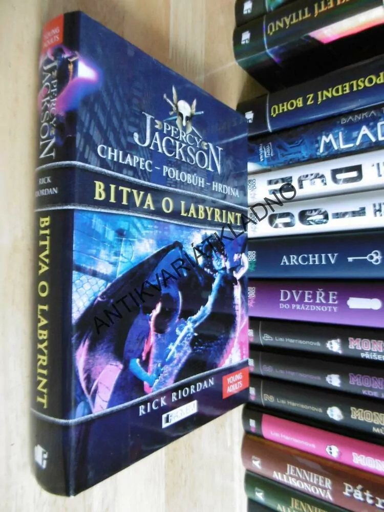 PERCY JACKSON, BITVA O LABYRINT, RICK RIORDAN,
