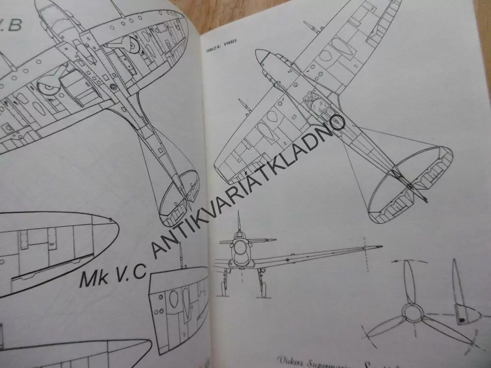 SPITFIRE MK V., AERO TEAM 2., PRO MODELÁŘE, LETADLO,