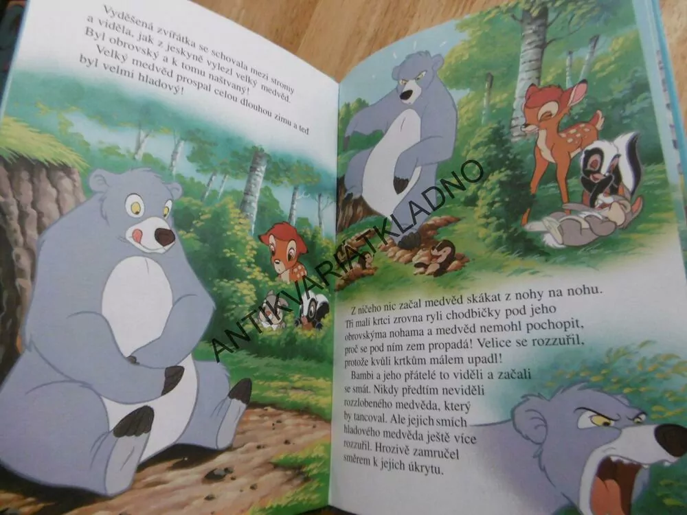 BAMBI A NEŠŤASTNÝ MEDVĚD, WALT DISNEY, **an