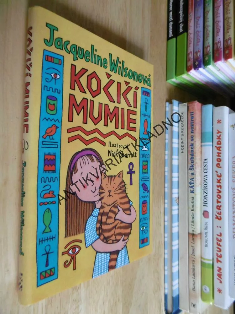 KOČIČÍ MUMIE, JACQUELINE WILSONOVÁ