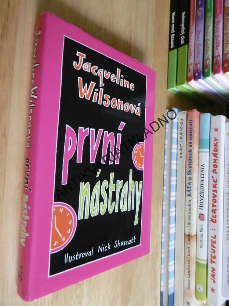 PRVNÍ NÁSTRAHY, JACQUELINE WILSONOVÁ, **an