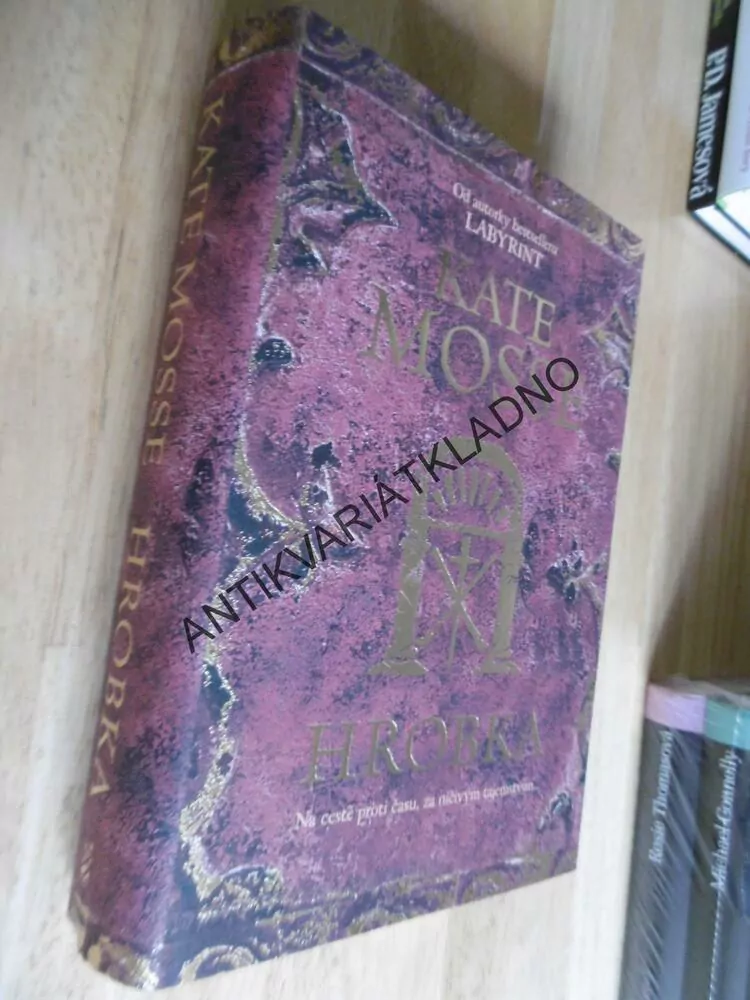 HROBKA, KATE MOSSE, **an