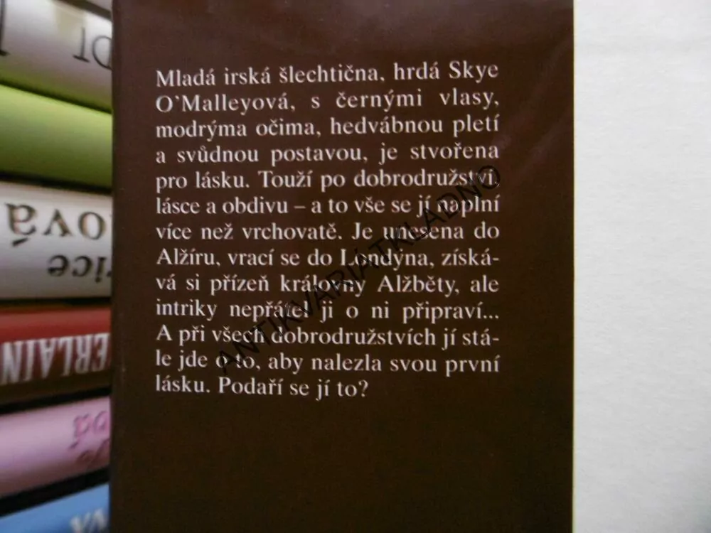 SKYE O´MALLEYOVÁ, BERTRICE SMALL, **an