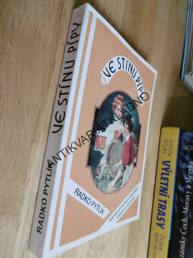 VE STÍNU PÍPY, RADKO PYTLÍK,
