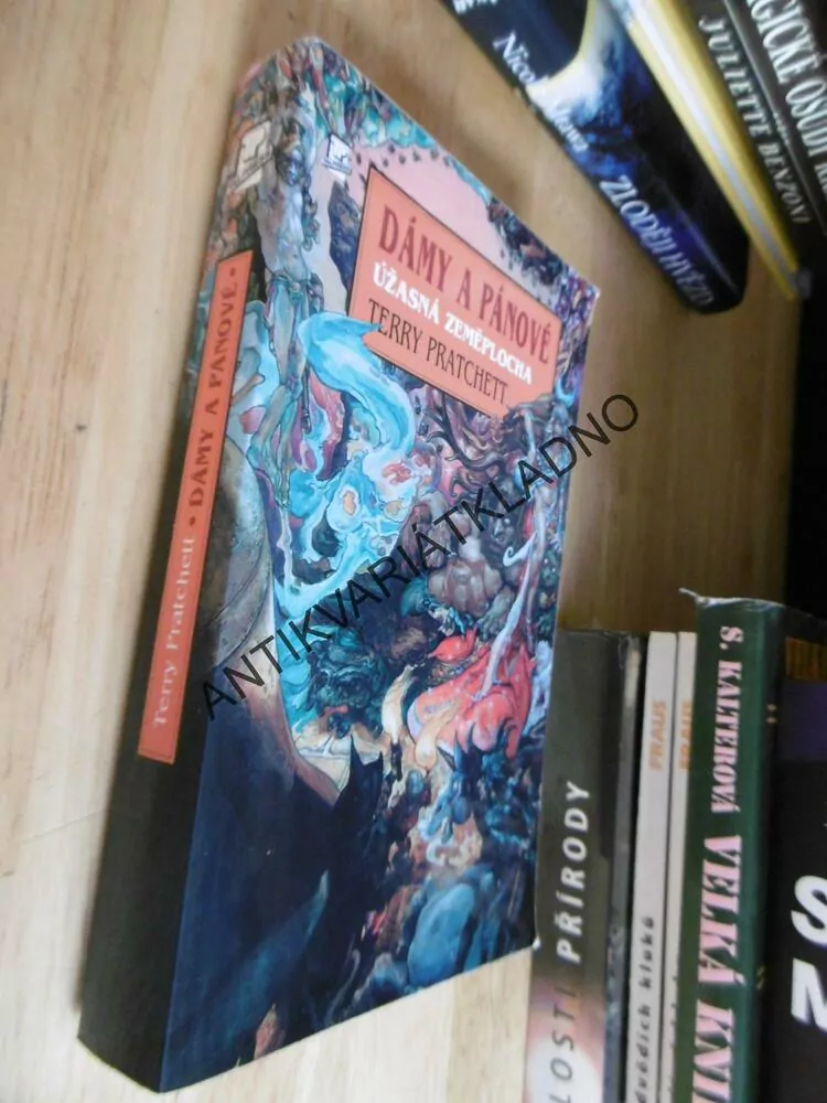 DÁMY A PÁNOVÉ, ÚŽASNÁ ZEMĚPLOCHA, TERRY PRATCHETT