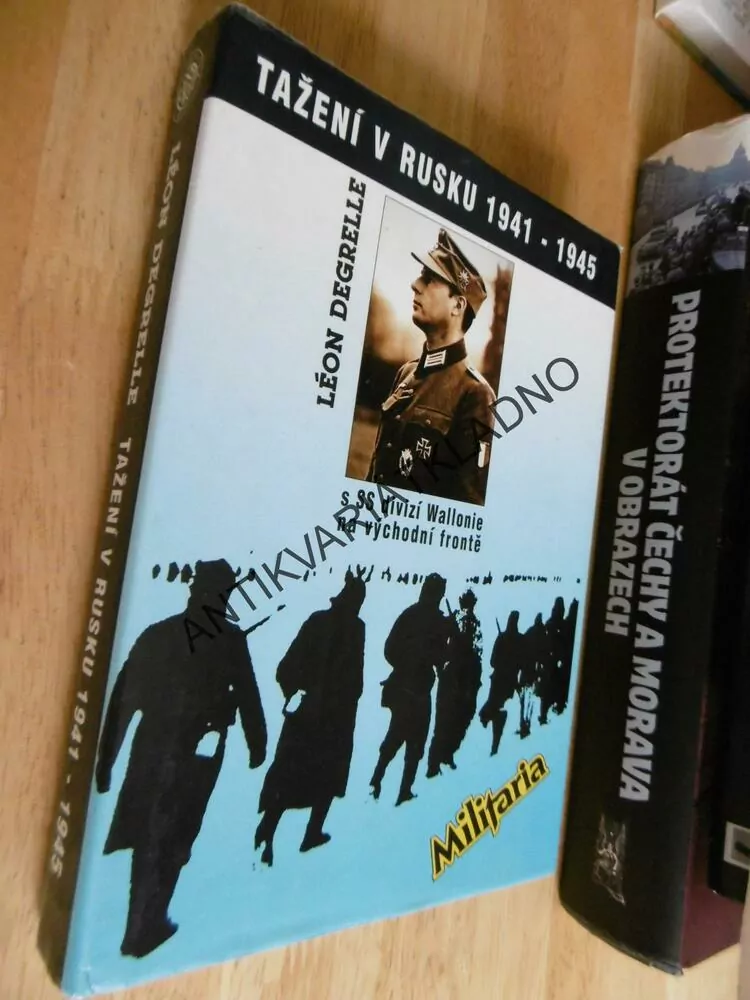 TAŽENÍ V RUSKU 1941-1945, LEON DEGRELLE, **an