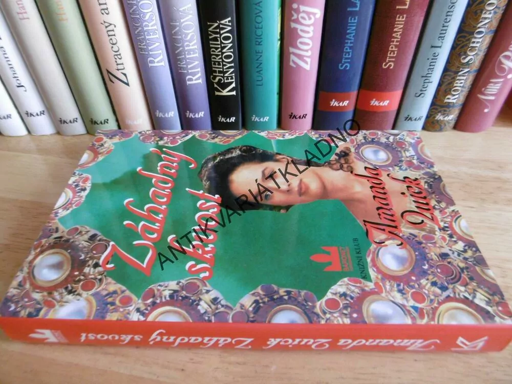ZÁHADNÝ SKVOST, AMANDA QUICK, **an
