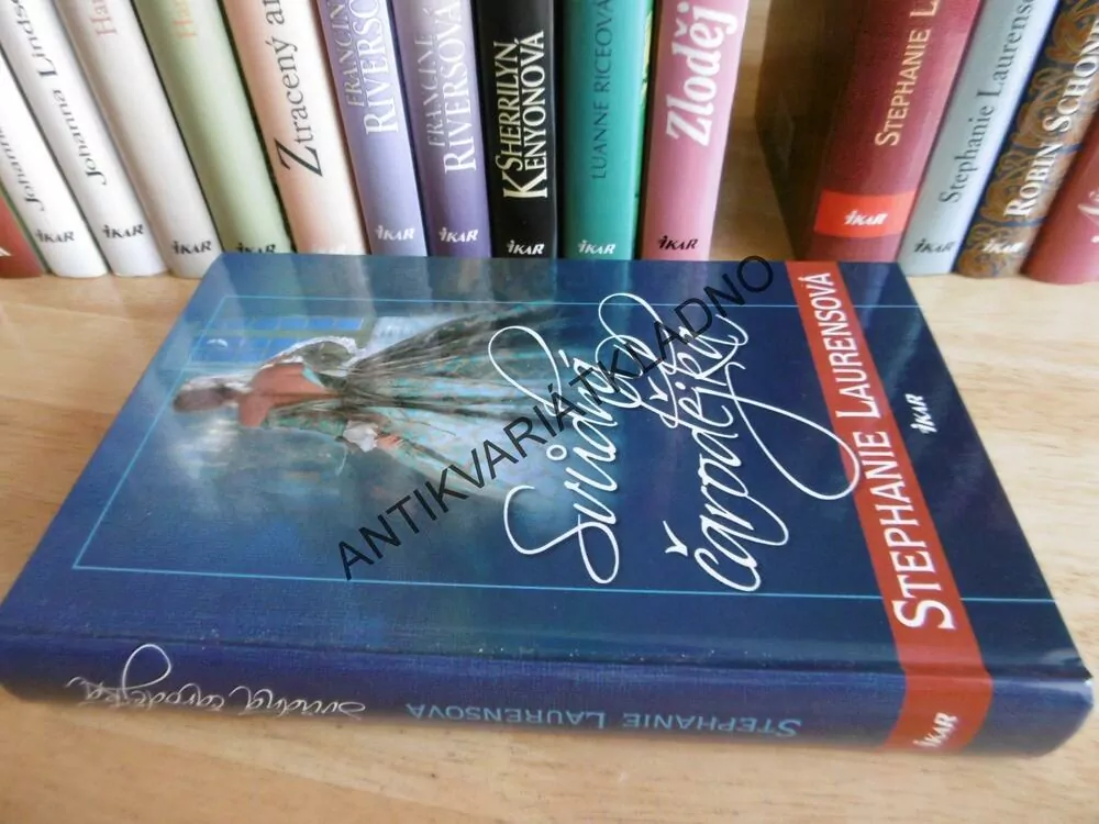 SVŮDNÁ ČARODĚJKA, STEPHANIE LAURENSOVÁ