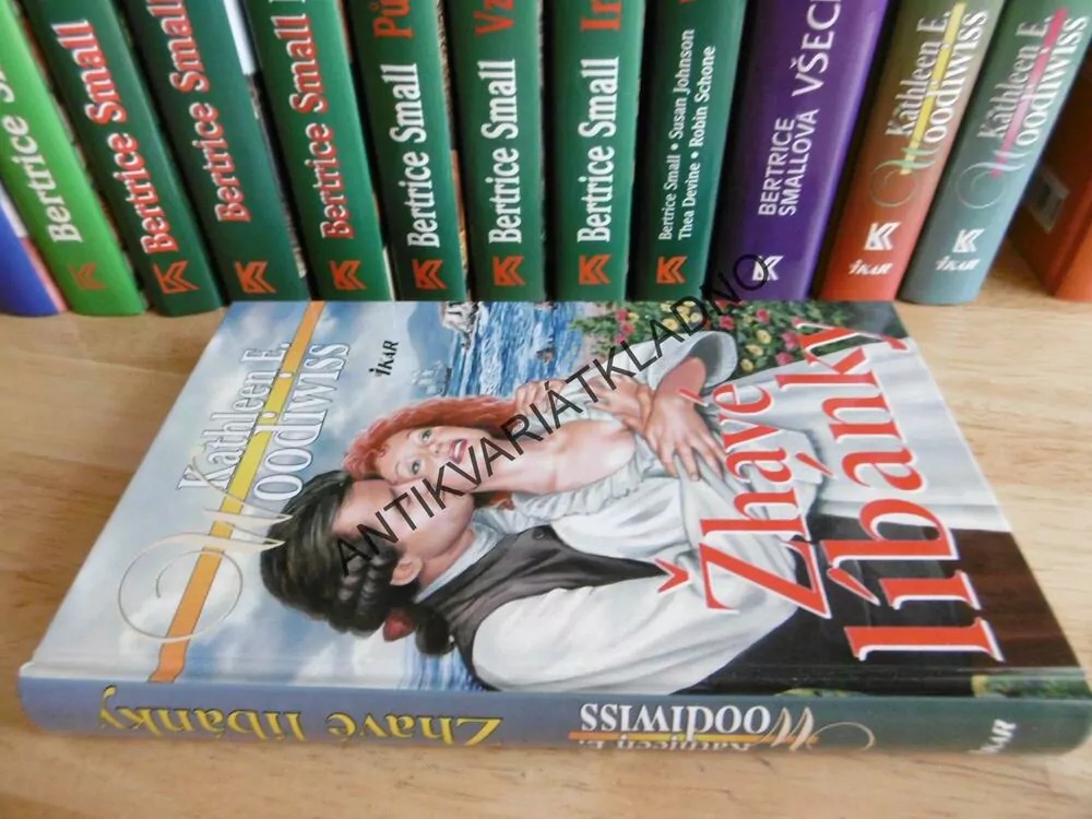 ŽHAVÉ LÍBANKY, KATHLEEN E. WOODIWISS, **an