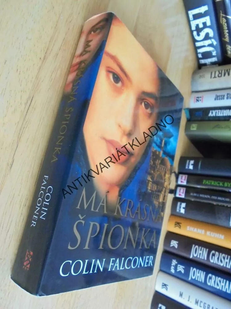 MÁ KRÁSNÁ ŠPIONKA, COLIN FALCONER, **an