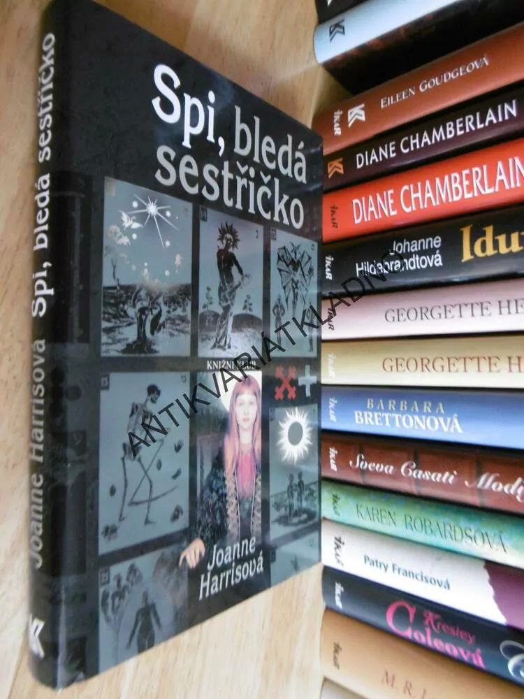 SPI, BLEDÁ SESTŘIČKO, JOANNE HARRISOVÁ, **an