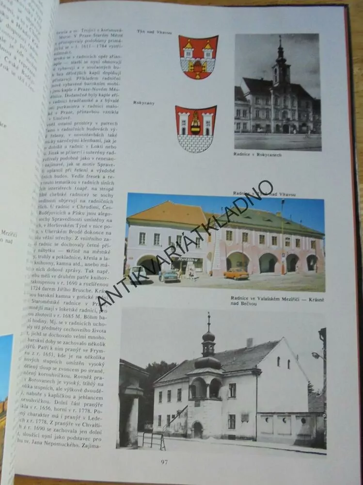 HISTORICKÉ RADNICE, KAREL KIBIC, GOTIKA, RENESANCE, BAROKO..., **an