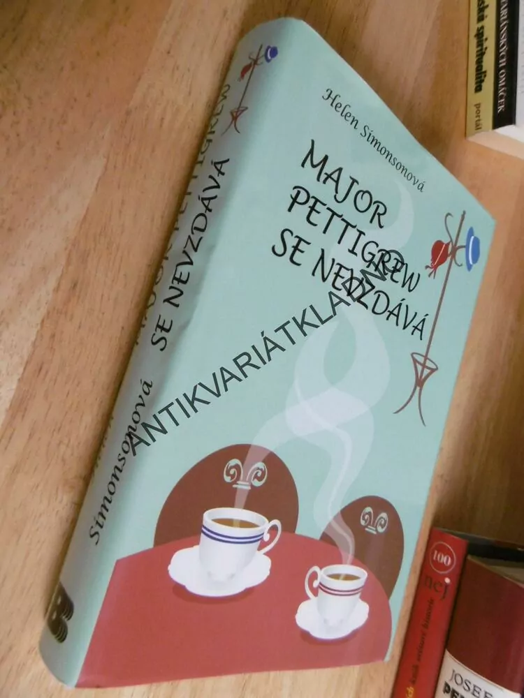 MAJOR PETTINGREW SE NEVZDÁVÁ, HELEN SIMONSONOVÁ, **an