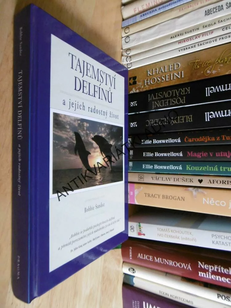 TAJEMSTVÍ DELFÍNŮ A JEJICH RADOSTNÝ ŽIVOT