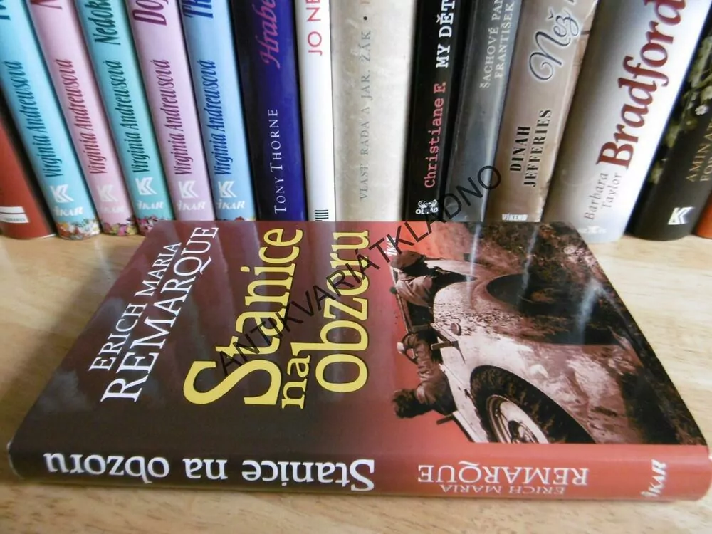 STANICE NA OBZORU, ERICH MARIA REMARQUE, **an